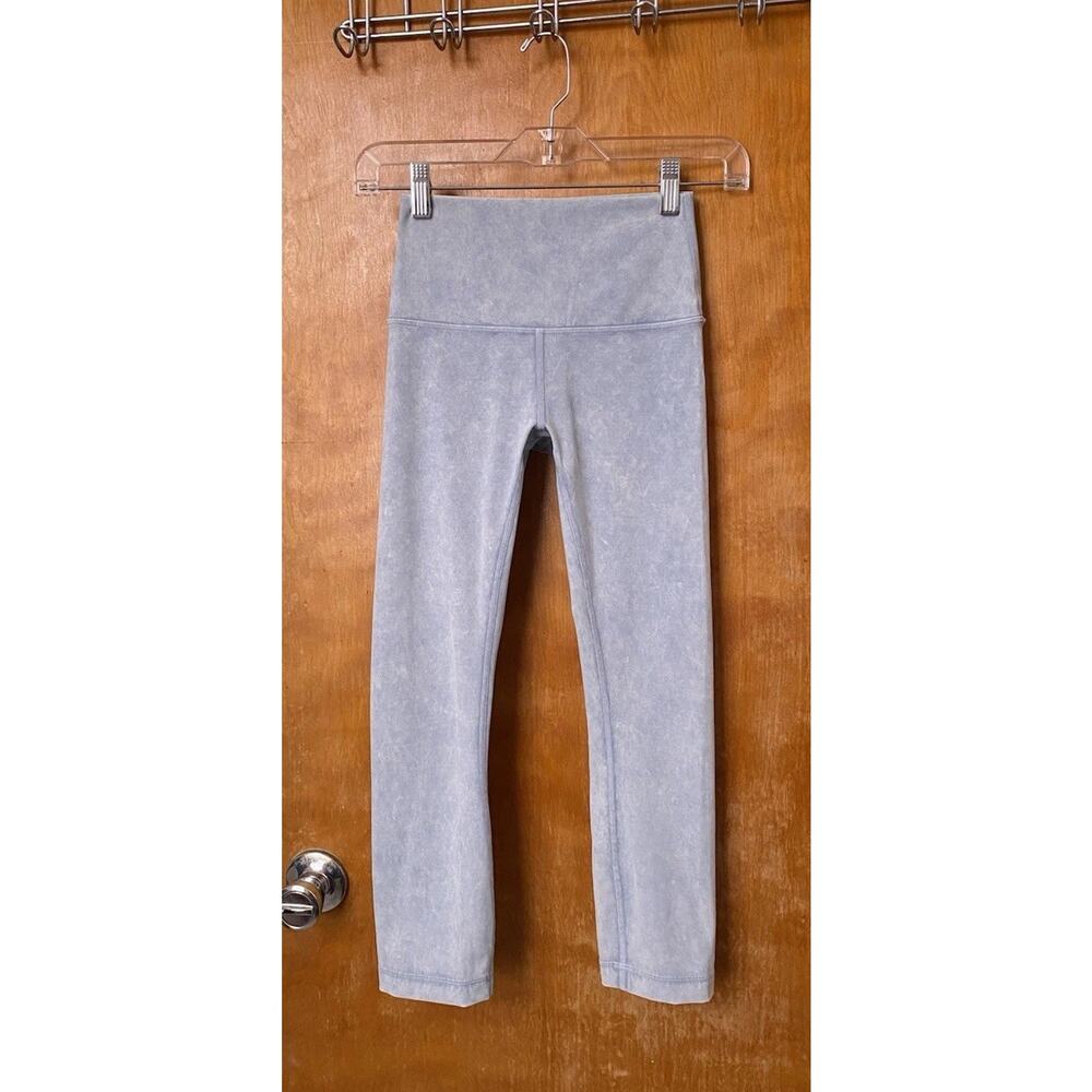 Lululemon Wunder Under High-Rise Leggings Snow Washed Chambray 21” Sz 2 Crop